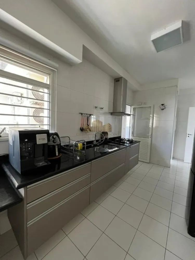 Apartamento, 3 quartos, 196 m² - Foto 5