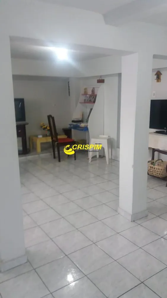 Casa, 4 quartos, 130 m² - Foto 1