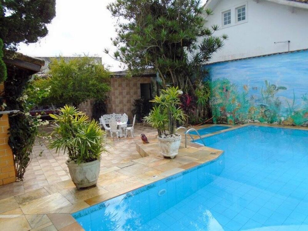 Casa, 4 quartos, 232 m² - Foto 1