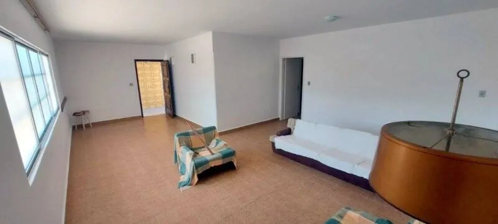 Casa, 4 quartos, 180 m² - Foto 2