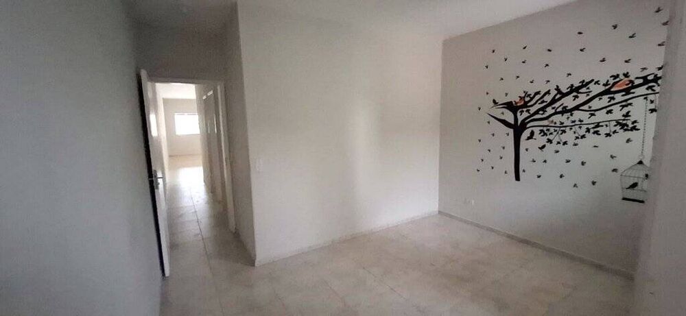 Casa à venda com 2 quartos, 86m² - Foto 2