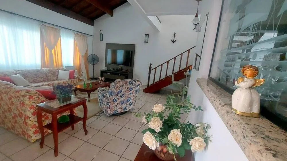 Casa, 4 quartos, 252 m² - Foto 3