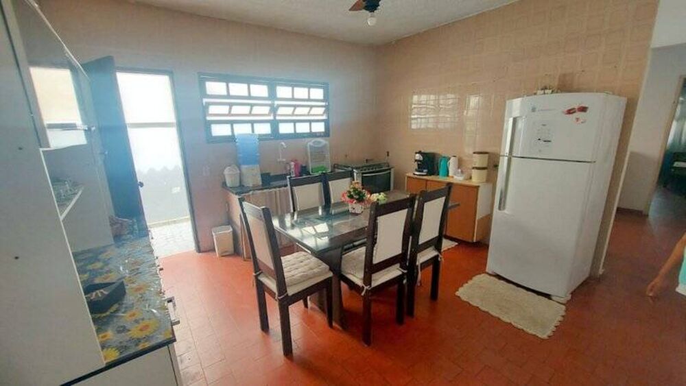 Casa à venda com 2 quartos, 92m² - Foto 7