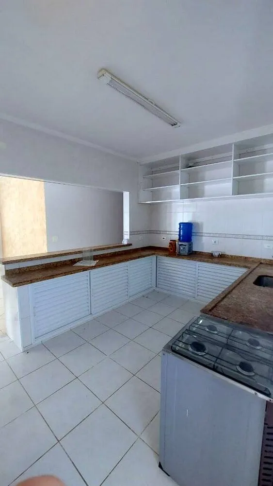 Casa, 4 quartos, 187 m² - Foto 1