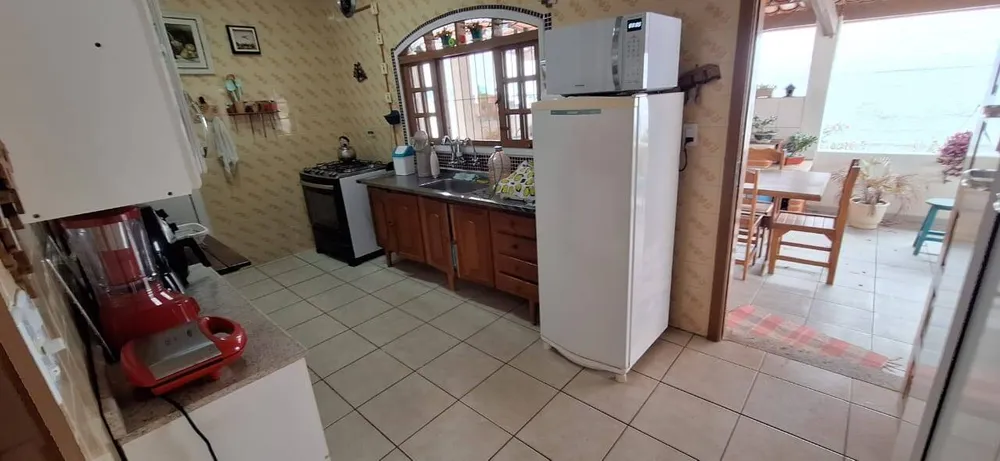 Casa, 5 quartos, 224 m² - Foto 4