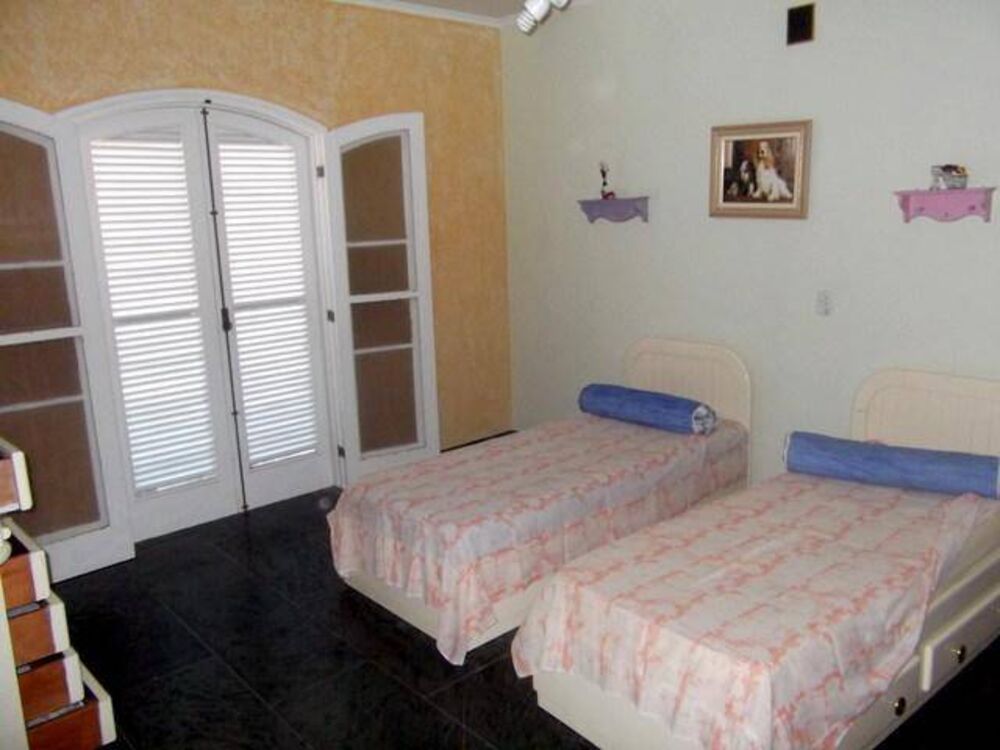 Casa, 7 quartos, 420 m² - Foto 2