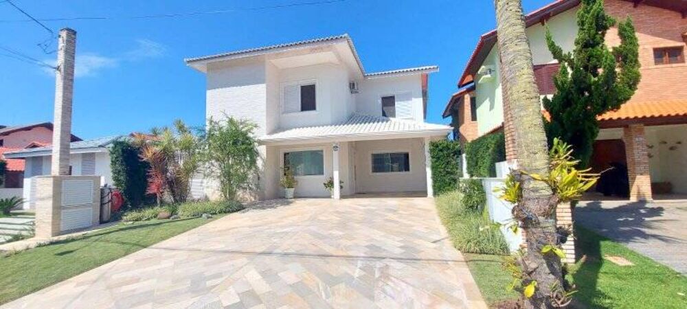 Casa, 5 quartos, 244 m² - Foto 1