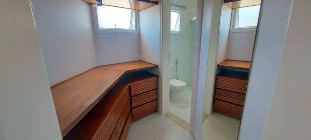 Casa, 5 quartos, 244 m² - Foto 2