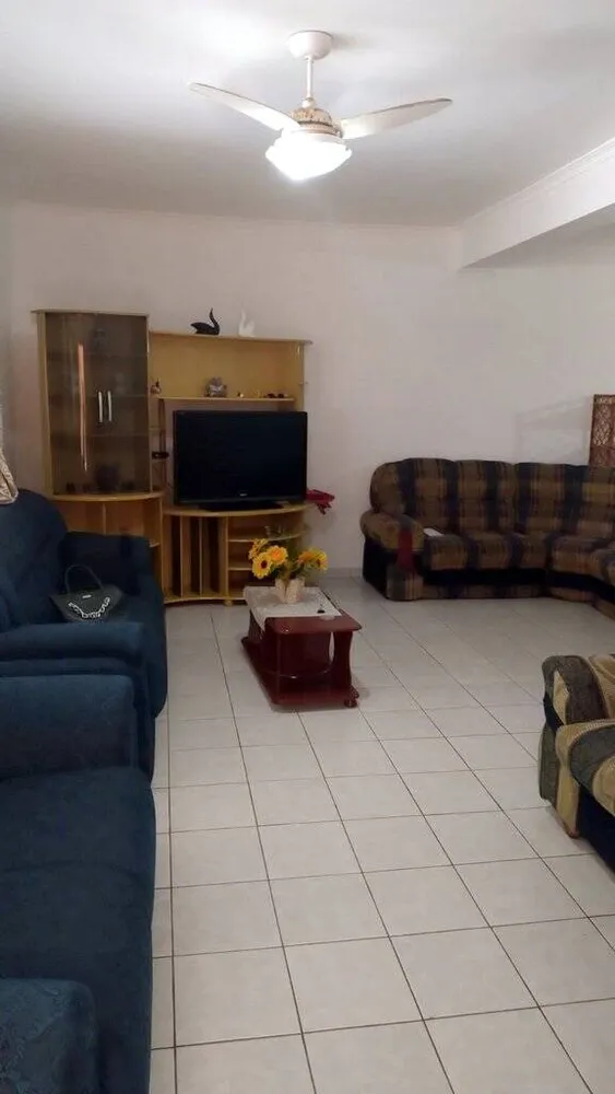 Casa, 3 quartos, 291 m² - Foto 1