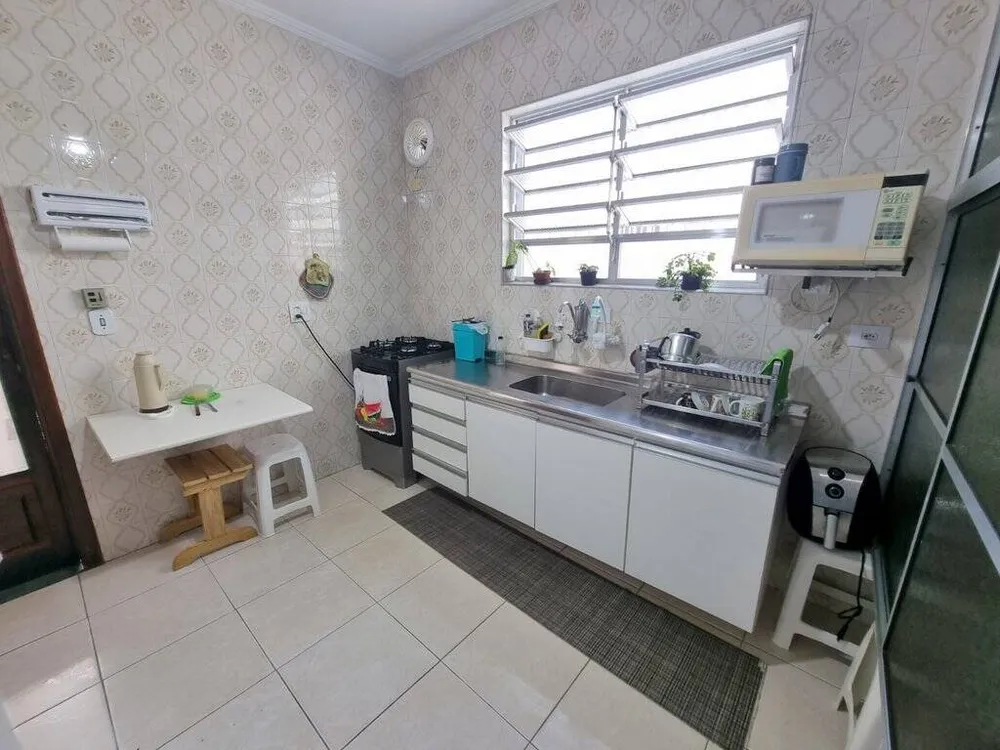 Casa, 3 quartos, 210 m² - Foto 2