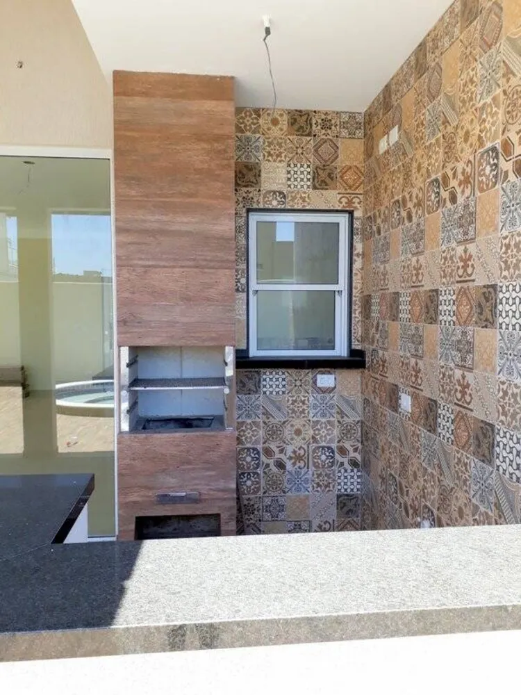 Casa, 4 quartos, 250 m² - Foto 4
