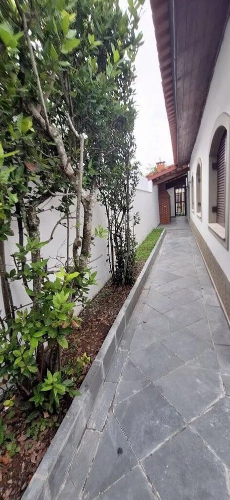 Casa, 4 quartos, 208 m² - Foto 3