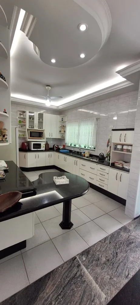 Casa, 3 quartos, 349 m² - Foto 10
