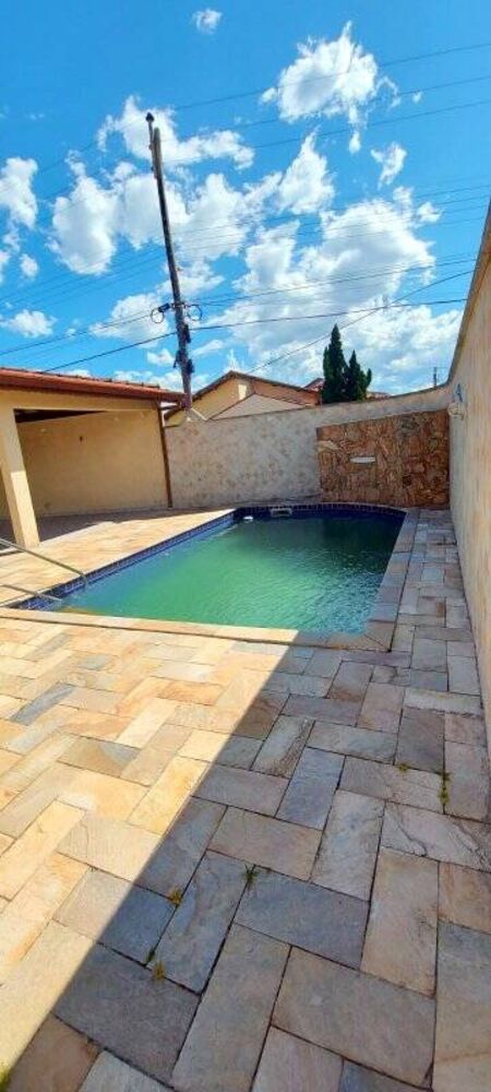 Casa, 5 quartos, 207 m² - Foto 1