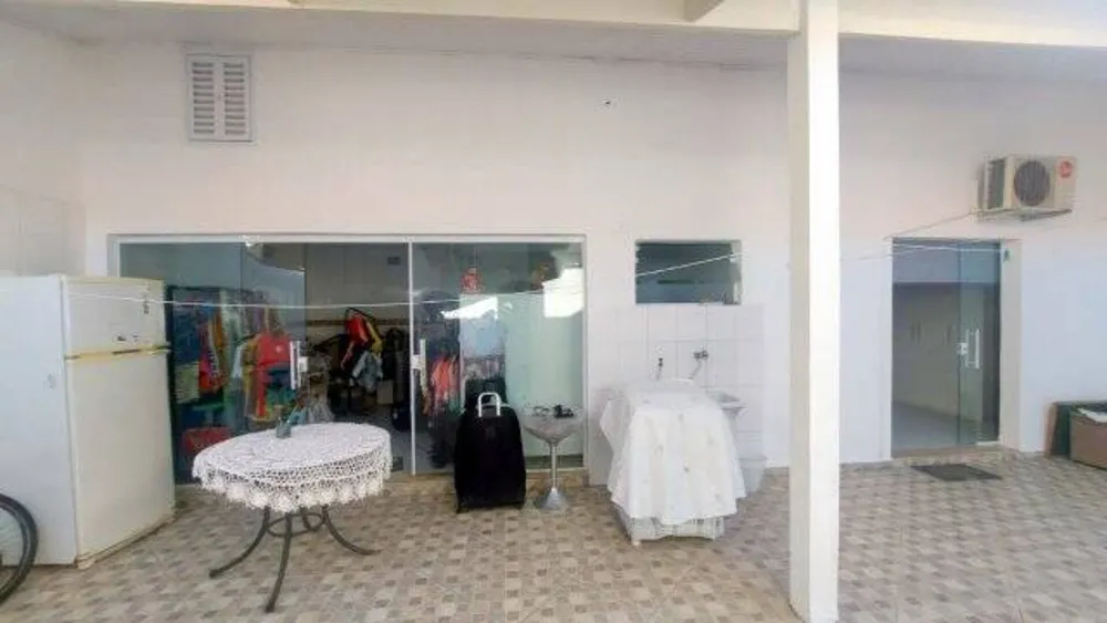Casa, 3 quartos, 141 m² - Foto 1