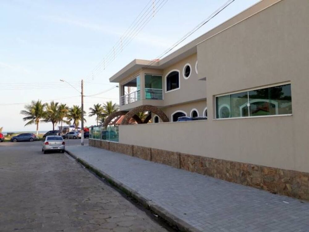 Casa, 5 quartos, 220 m² - Foto 1