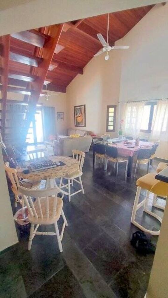 Casa à venda com 4 quartos, 189m² - Foto 4