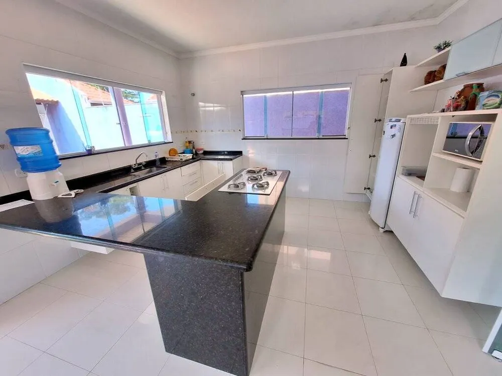Casa, 4 quartos, 227 m² - Foto 6