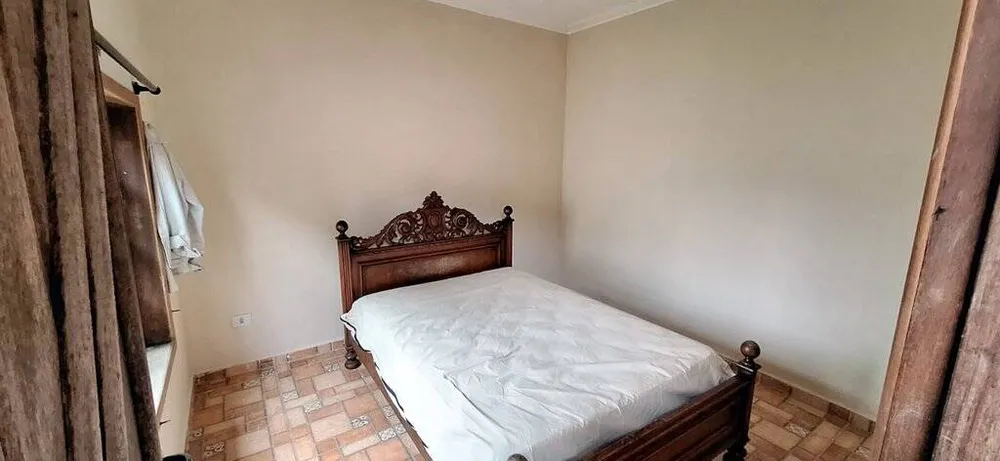 Casa, 4 quartos, 215 m² - Foto 2
