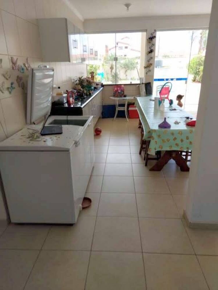 Casa, 6 quartos, 497 m² - Foto 2