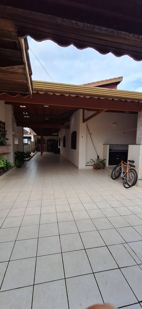 Casa, 5 quartos, 295 m² - Foto 3