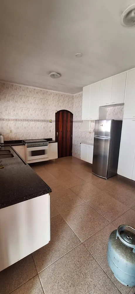 Casa, 4 quartos, 160 m² - Foto 2