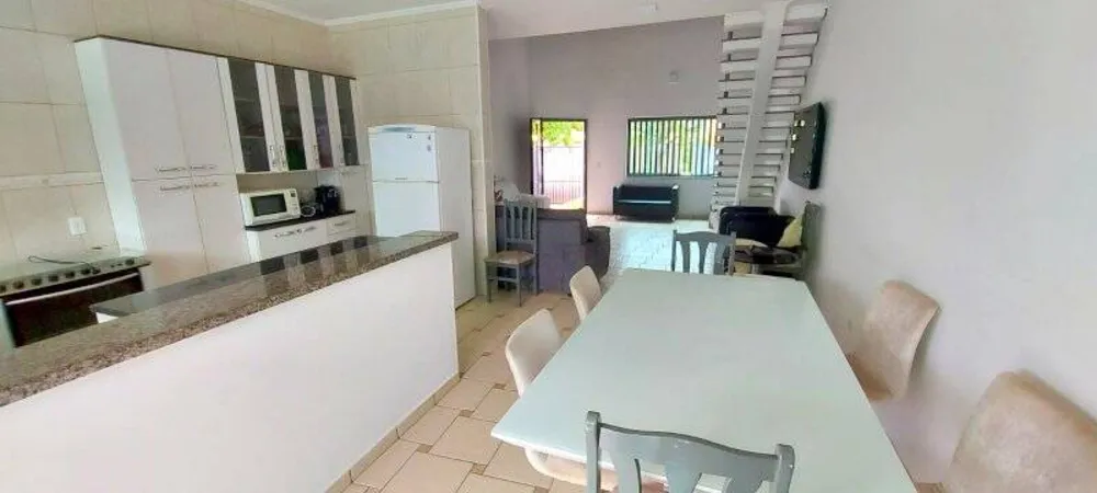 Casa, 5 quartos, 270 m² - Foto 5