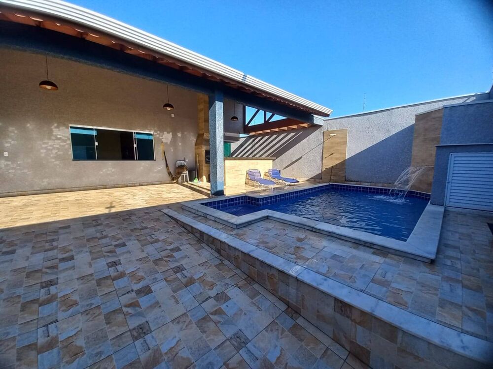 Casa à venda com 1 quarto, 178m² - Foto 4