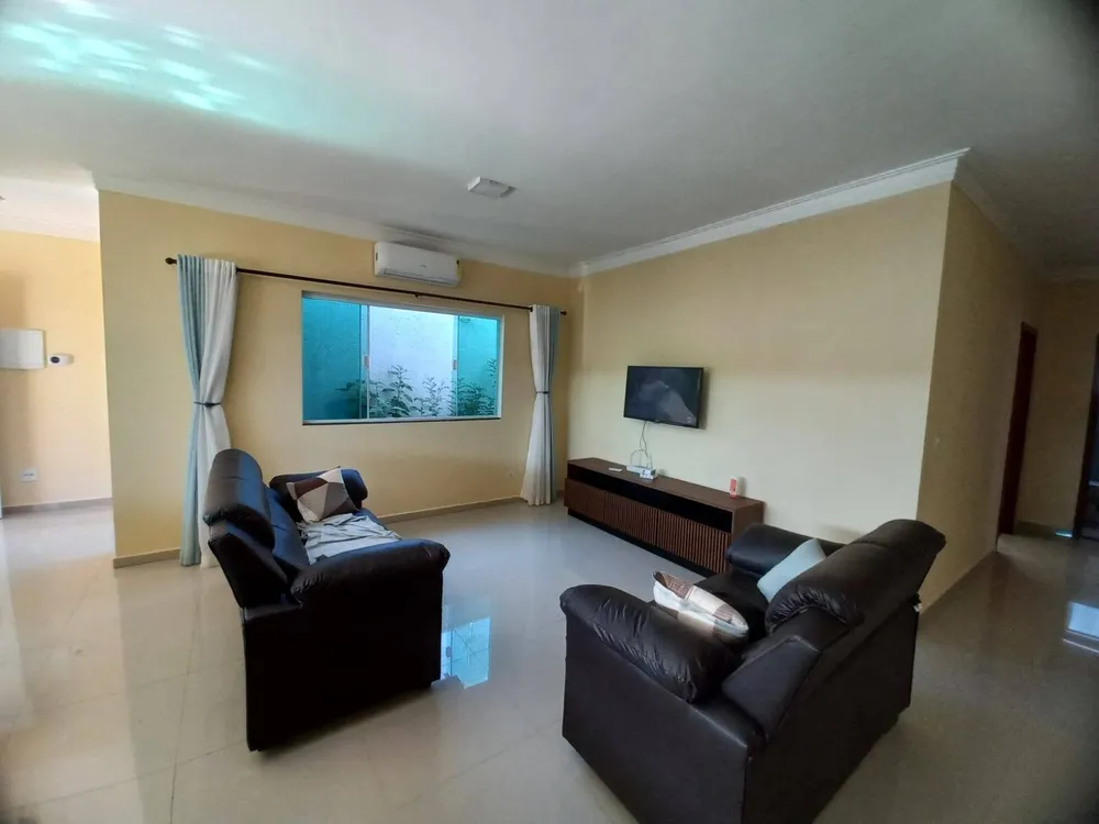 Casa, 1 quarto, 178 m² - Foto 2
