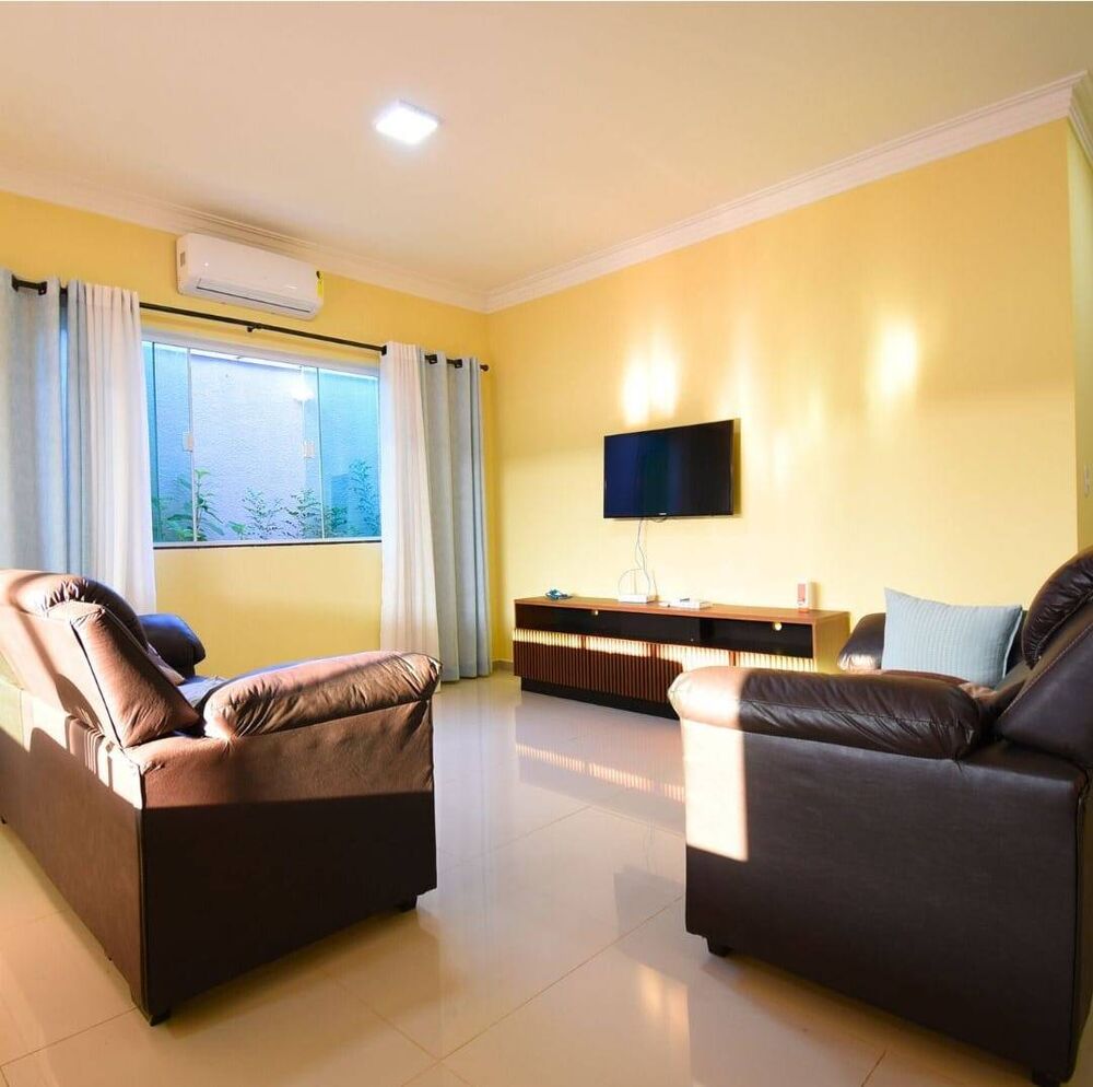 Casa à venda com 1 quarto, 178m² - Foto 1