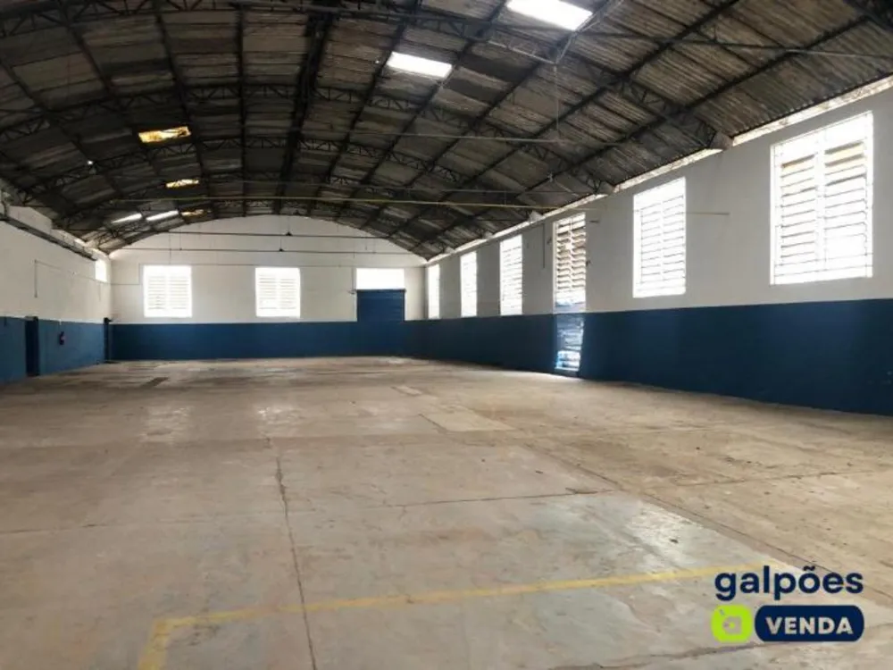 Depósito-Galpão, 2217 m² - Foto 1