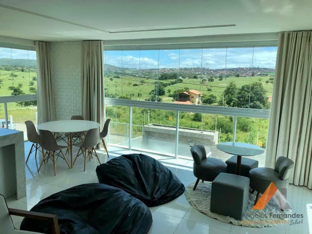 Casa, 5 quartos, 250 m² - Foto 1