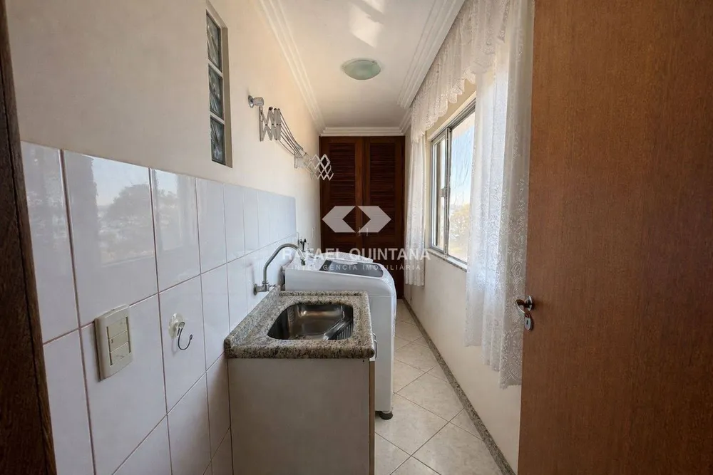 Casa, 3 quartos, 250 m² - Foto 8