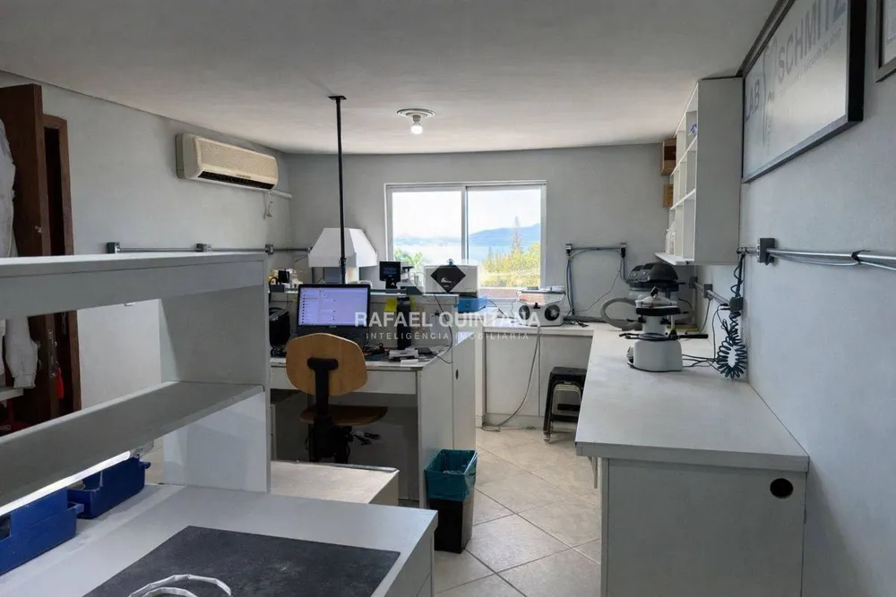 Casa, 3 quartos, 250 m² - Foto 13