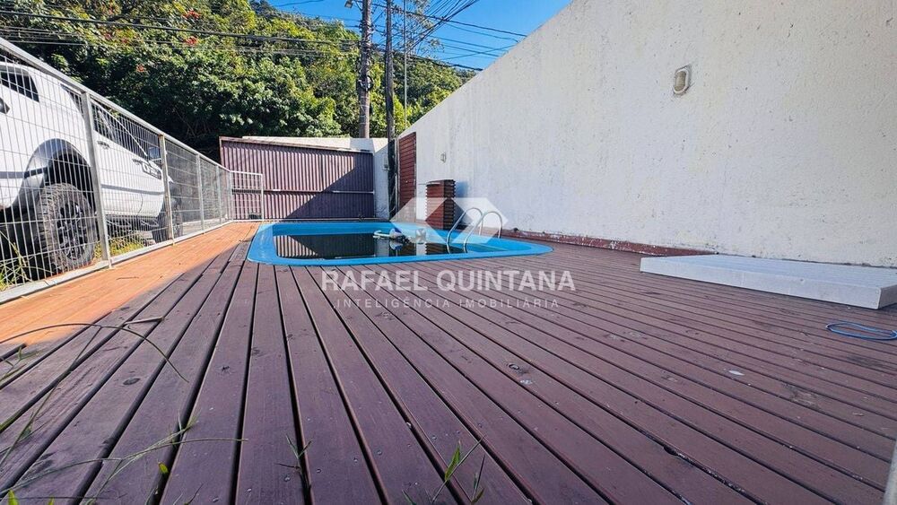Casa para alugar com 2 quartos, 199m² - Foto 2