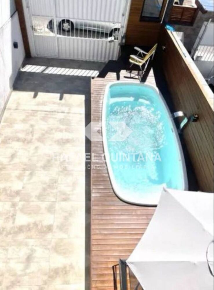 Sobrado à venda com 2 quartos, 68m² - Foto 1
