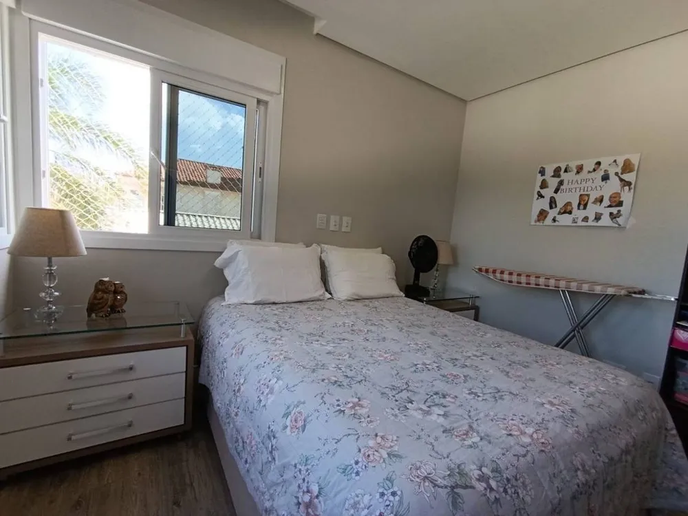 Casa, 3 quartos, 215 m² - Foto 4