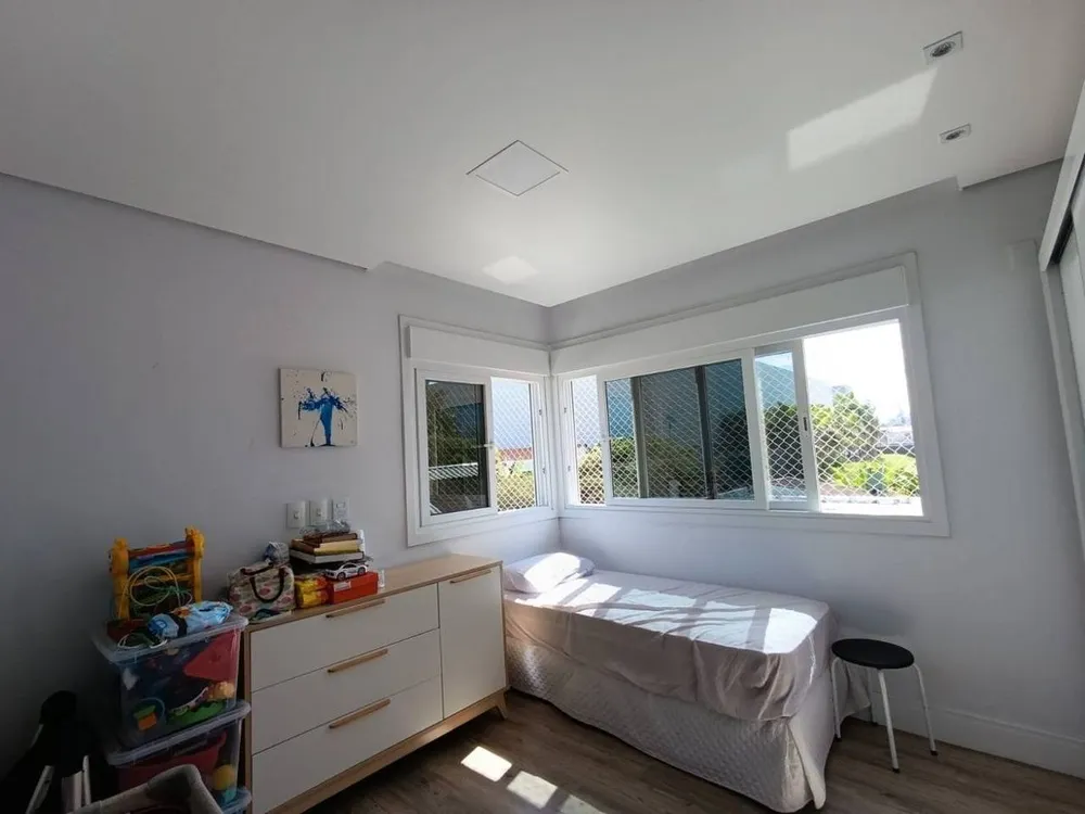 Casa, 3 quartos, 215 m² - Foto 3