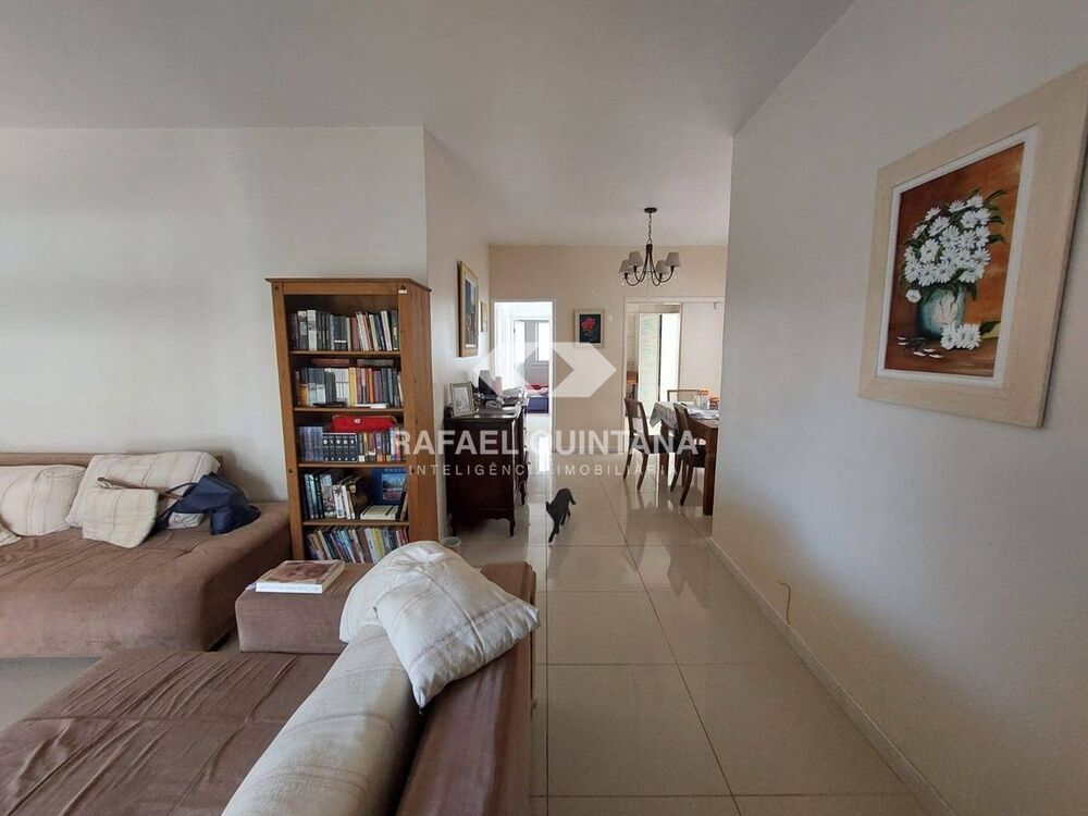 Casa à venda com 3 quartos, 220m² - Foto 3