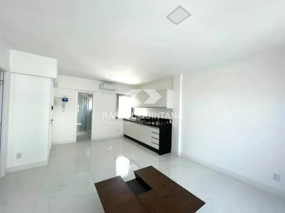 Apartamento, 1 quarto, 42 m² - Foto 2