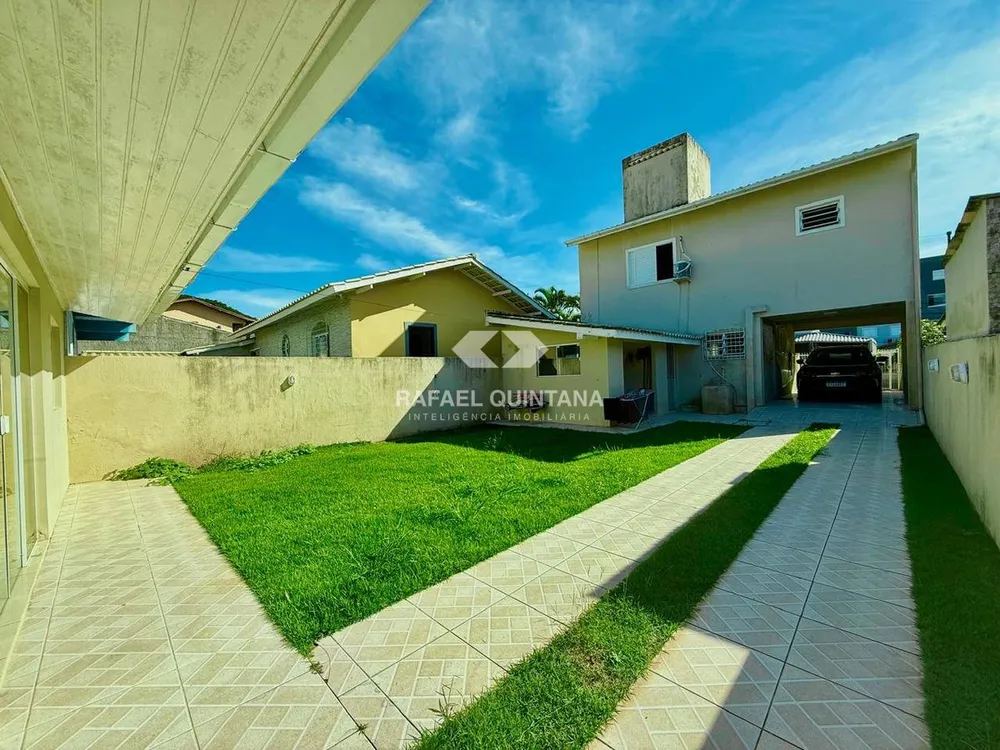 Casa, 4 quartos, 132 m² - Foto 2