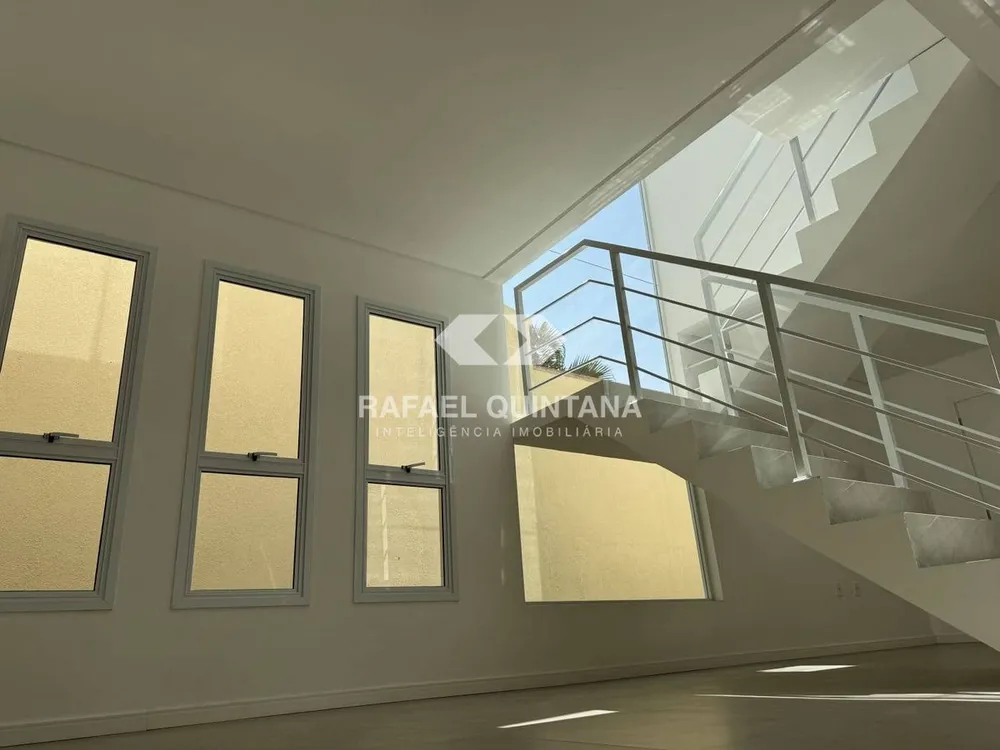 Casa, 3 quartos, 143 m² - Foto 1