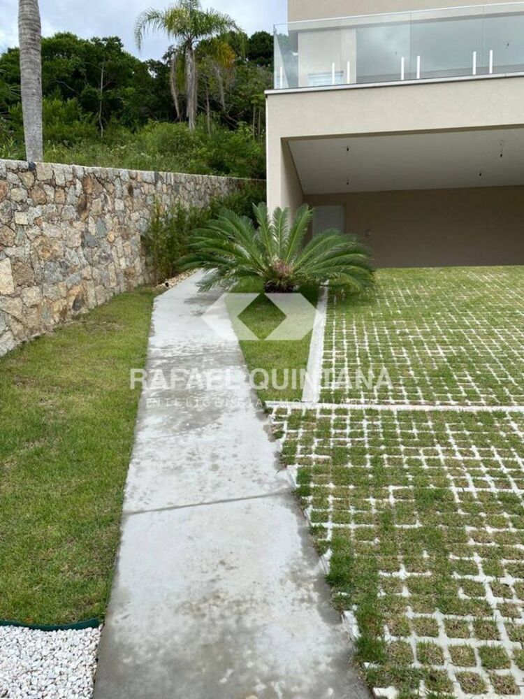 Casa à venda com 6 quartos, 600m² - Foto 3