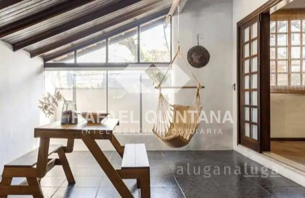 Casa, 5 quartos, 313 m² - Foto 4