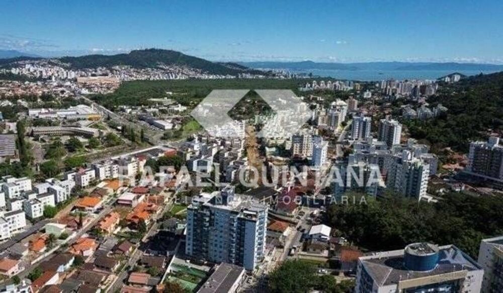 Apartamento à venda com 1 quarto, 52m² - Foto 1