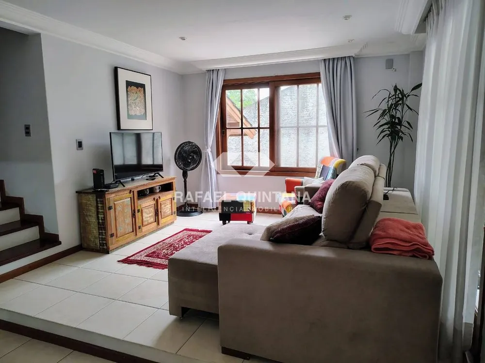 Casa, 4 quartos, 230 m² - Foto 2
