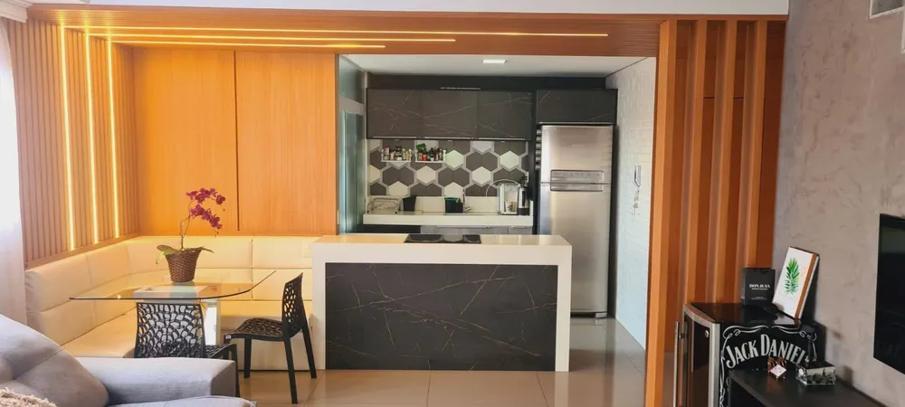 Apartamento, 3 quartos, 120 m² - Foto 1