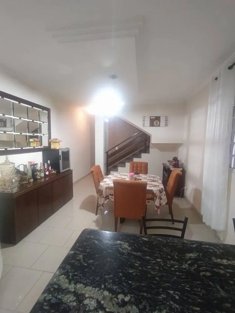 Sobrado, 4 quartos, 150 m² - Foto 1