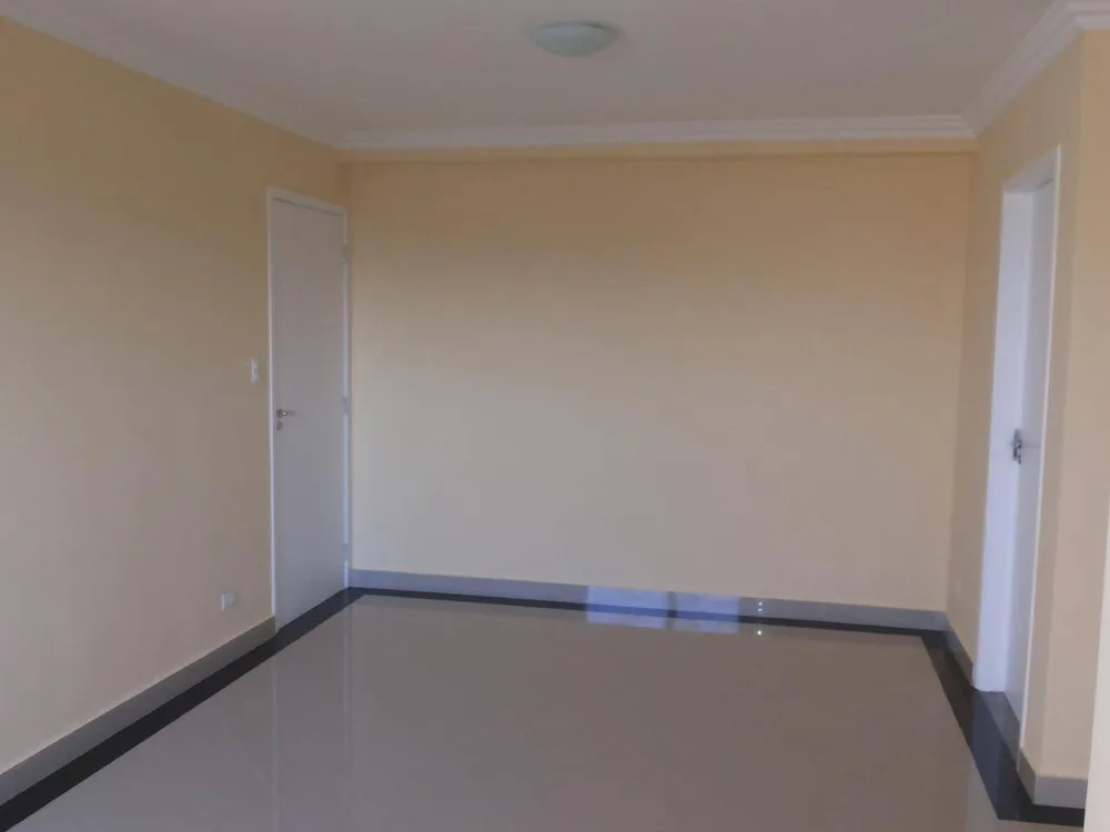 Apartamento, 3 quartos, 74 m² - Foto 2