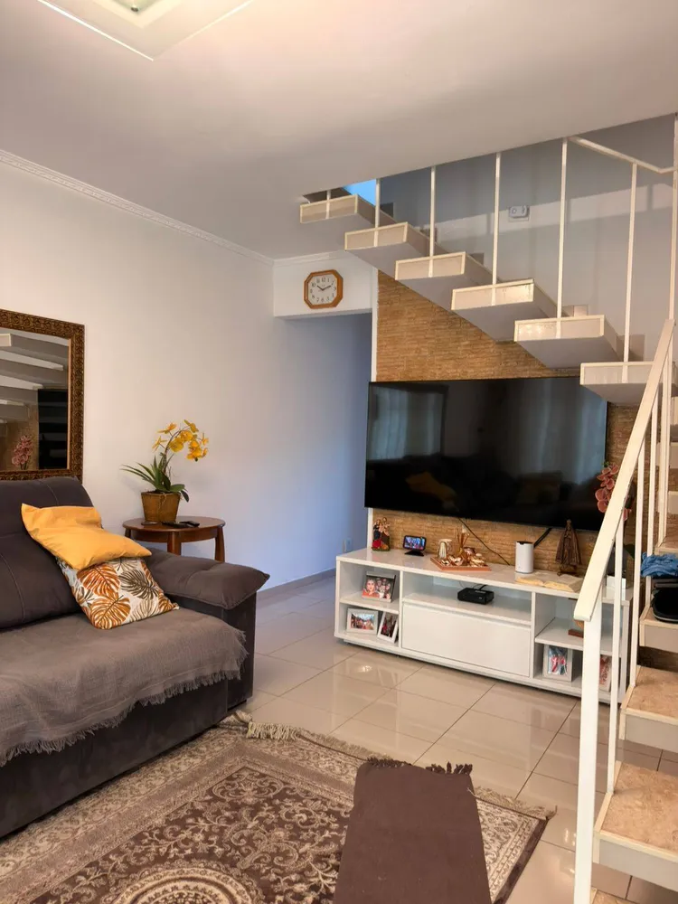 Sobrado, 3 quartos, 185 m² - Foto 2